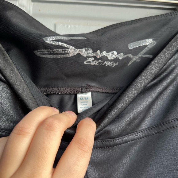 Seven 7 women’s ultra high‎ rise sculpting black leggings size M - Picture 3 of 7